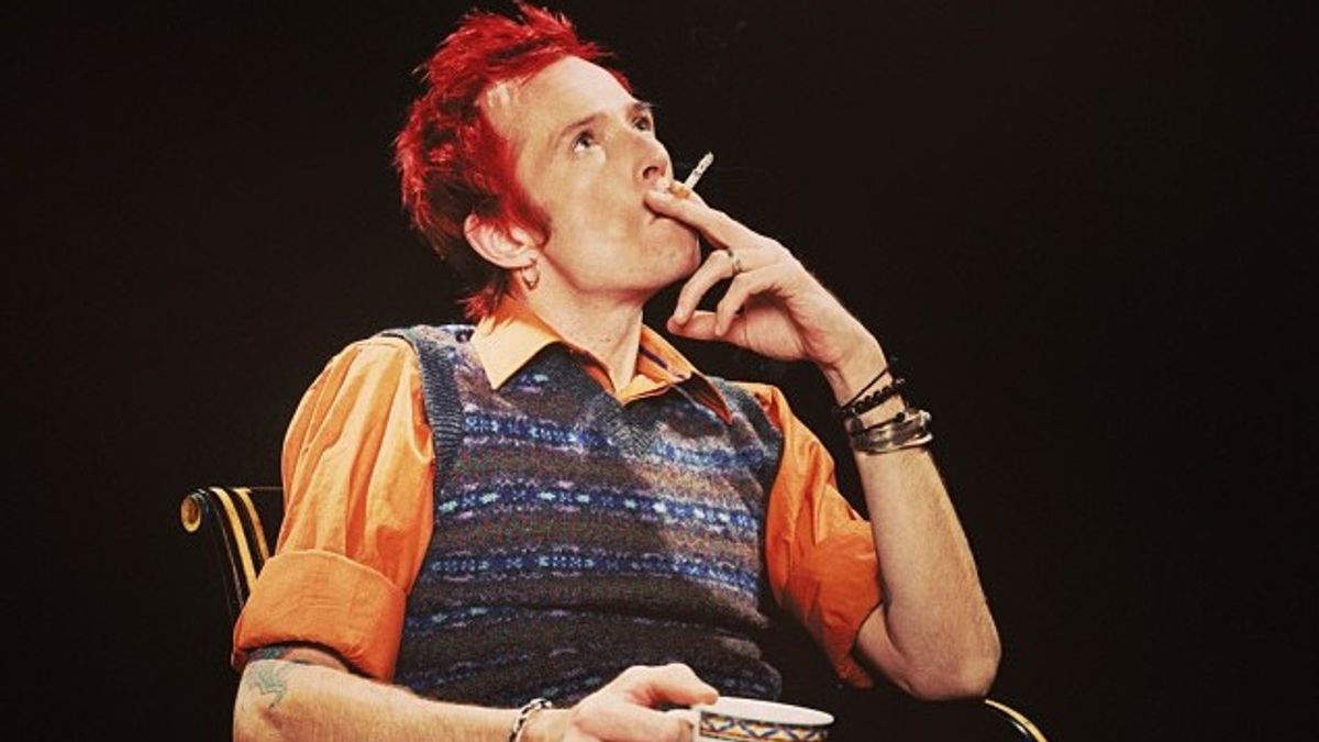 “Hold On” (feat. Scott Weiland) – Limp Bizkit’s Fragile Duet